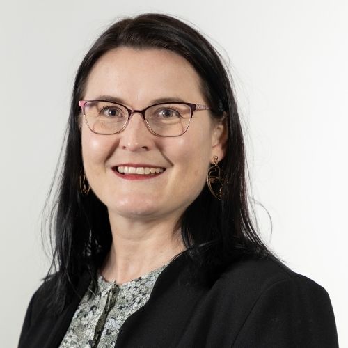 Dr Marietjie Botes